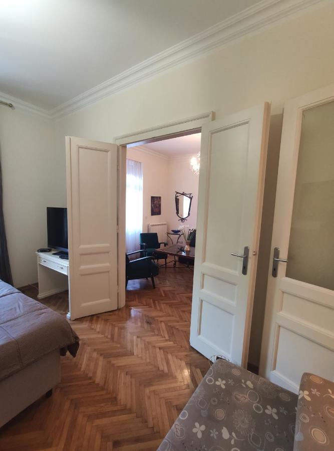 Appartamento Skorpion Belgrado Esterno foto
