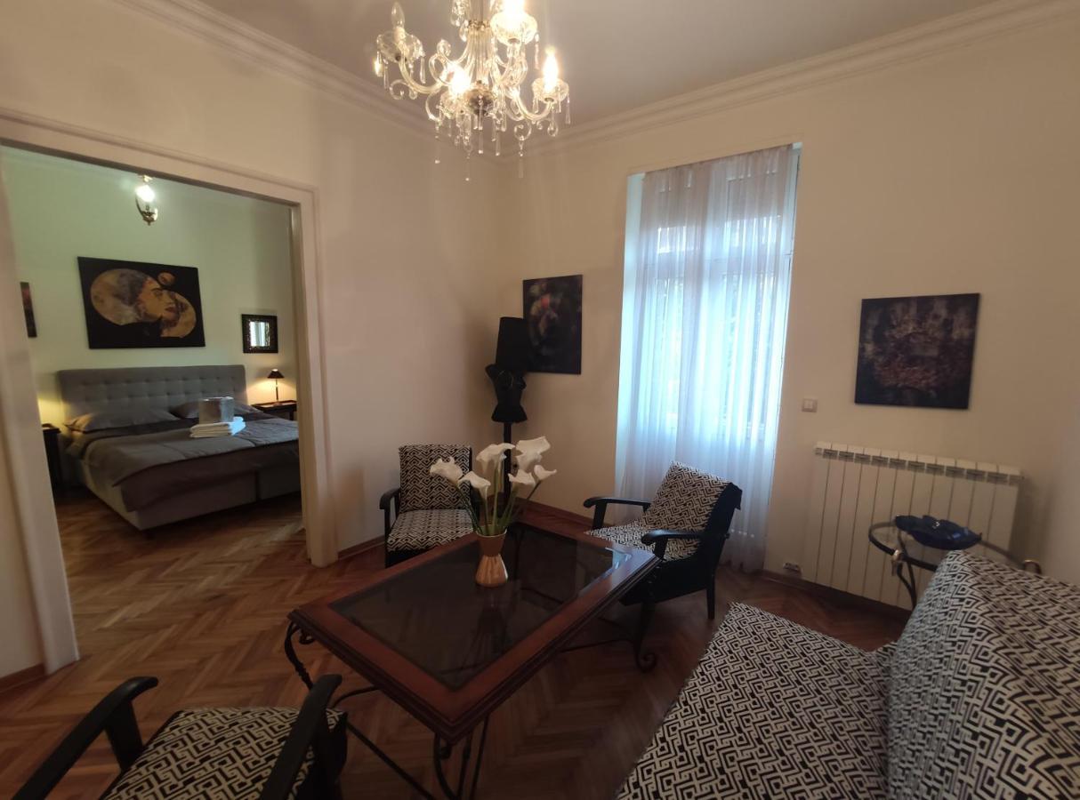 Appartamento Skorpion Belgrado Esterno foto