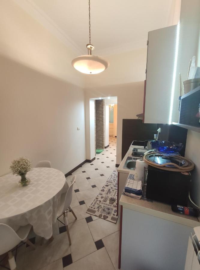 Appartamento Skorpion Belgrado Esterno foto